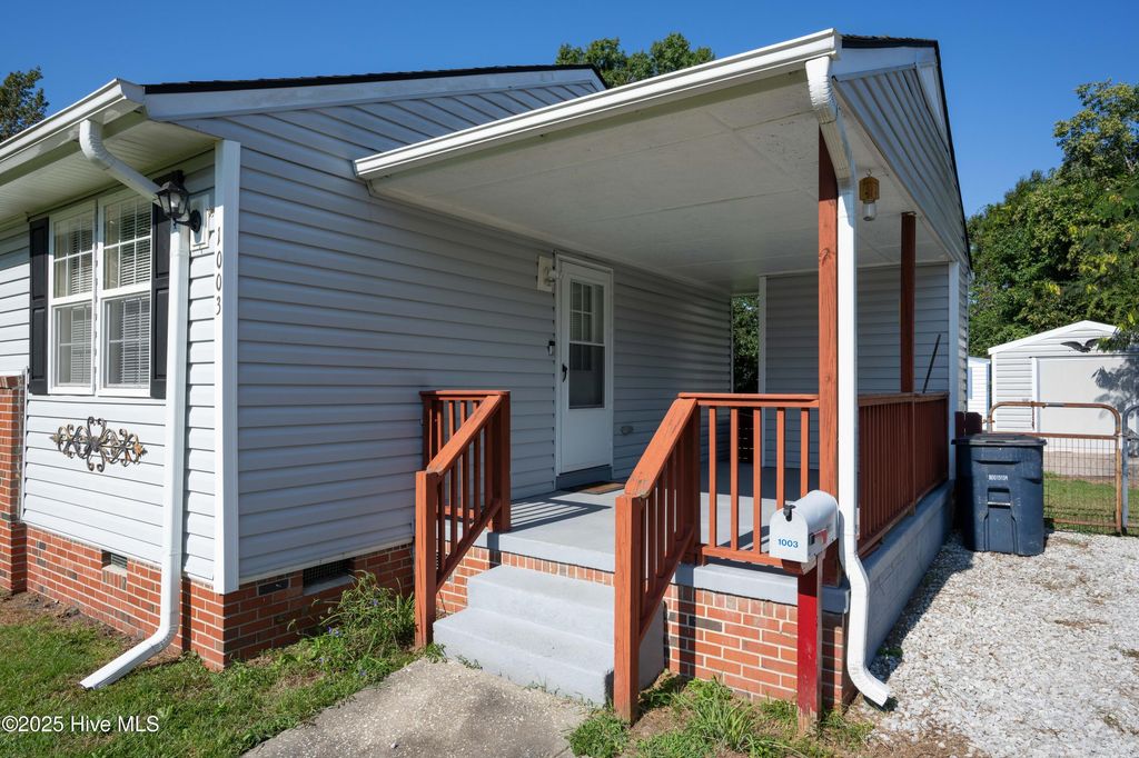 Photo of 1003 River Street, Jacksonville, NC 28540 (MLS # 100529956)