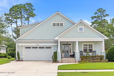 Photo of 1014 Softwind Way, Southport, NC 28461 (MLS # 100524924)