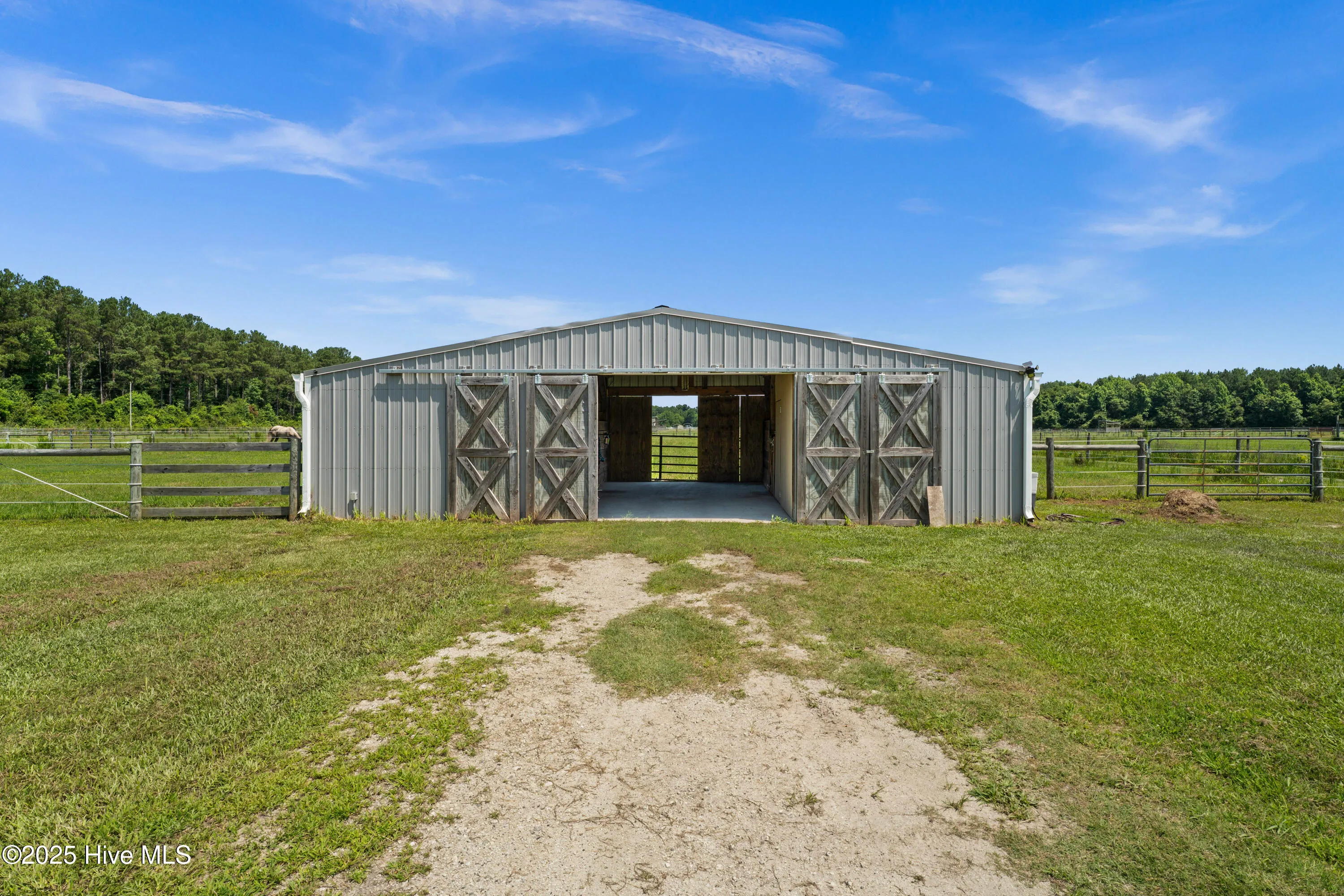Burgaw, North Carolina 28425, United States, 3 Bedrooms Bedrooms, ,2 BathroomsBathrooms,Residential,Active,163800
