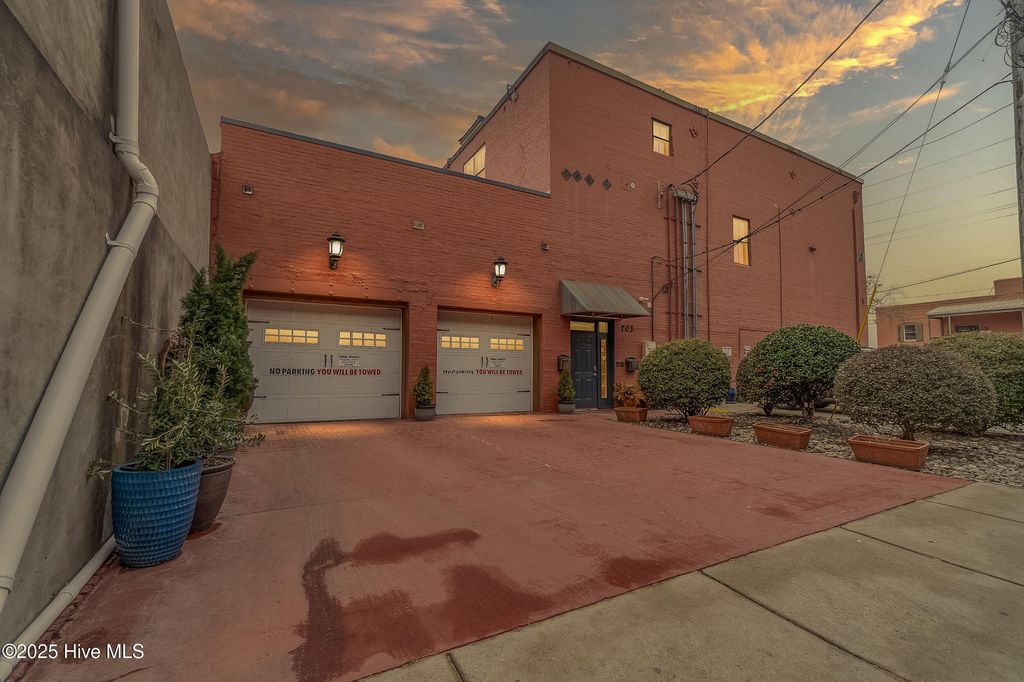 Photo of 203 N Water Street #A, Elizabeth City, NC 27909 (MLS # 100544126)