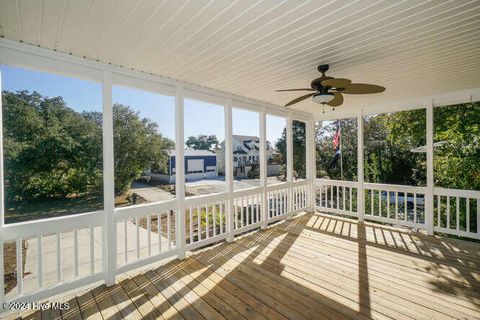 A home in Oak Island