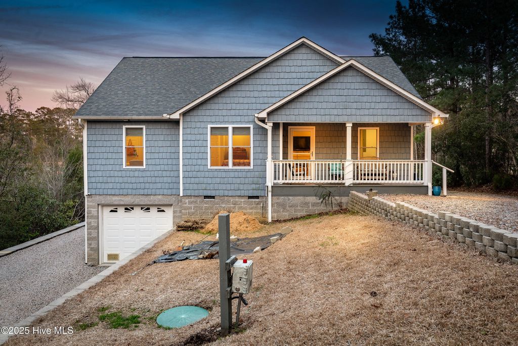 Photo of 119 Bluff Road, Chocowinity, NC 27817 (MLS # 100497387)