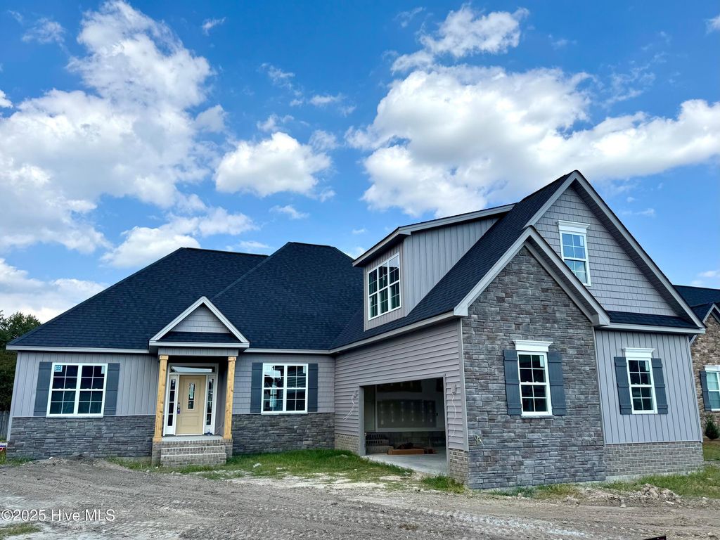 Photo of 424 Southbridge Court, Winterville, NC 28590 (MLS # 100532714)