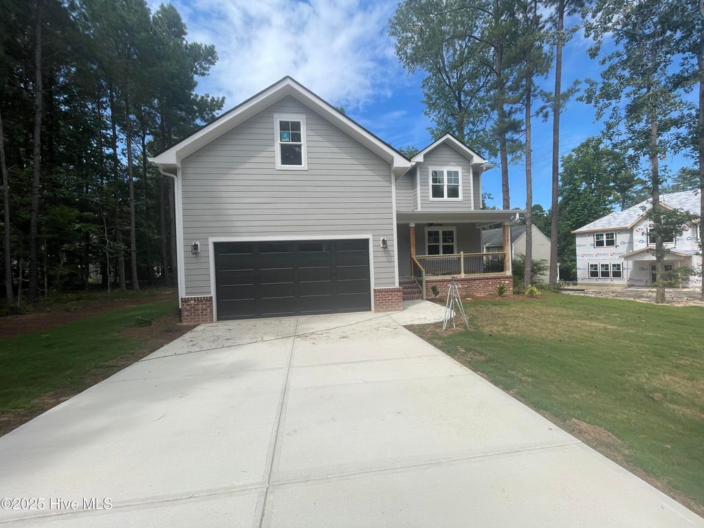 Photo of 859 Blue Bird Drive, Vass, NC 28394 (MLS # 100491312)