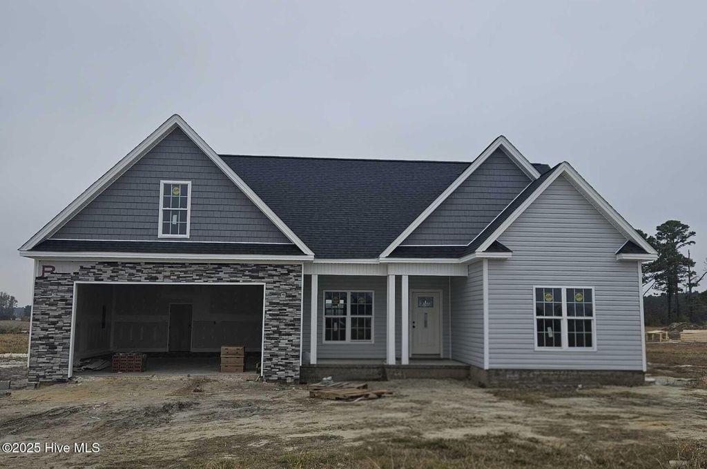 Photo of 1907 Ridenour Court, Farmville, NC 27828 (MLS # 100542279)