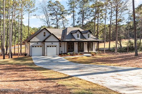 A home in Foxfire Village