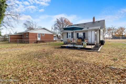 A home in Elizabeth City