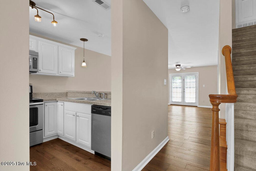 Photo of 5022 Lamppost Circle, Wilmington, NC 28403 (MLS # 100528479)