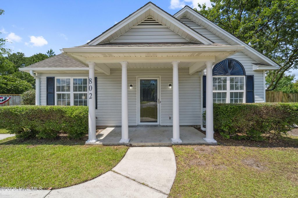 Photo of 802 Mayfield Court, Wilmington, NC 28411 (MLS # 100513225)