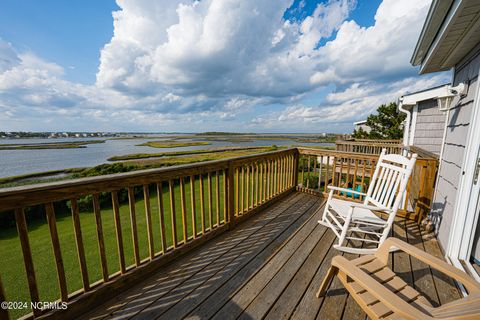 A home in North Topsail Beach