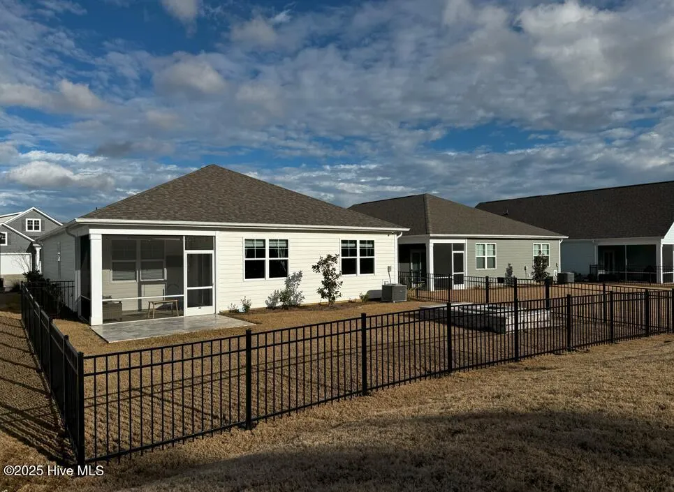 Leland, North Carolina 28451, United States, 3 Bedrooms Bedrooms, ,2 BathroomsBathrooms,Residential,Active,3586