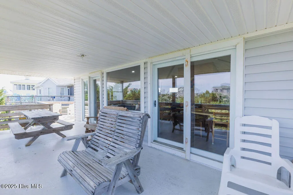 Salvo, North Carolina 27972, United States, 4 Bedrooms Bedrooms, ,2 BathroomsBathrooms,Residential,Active,18461