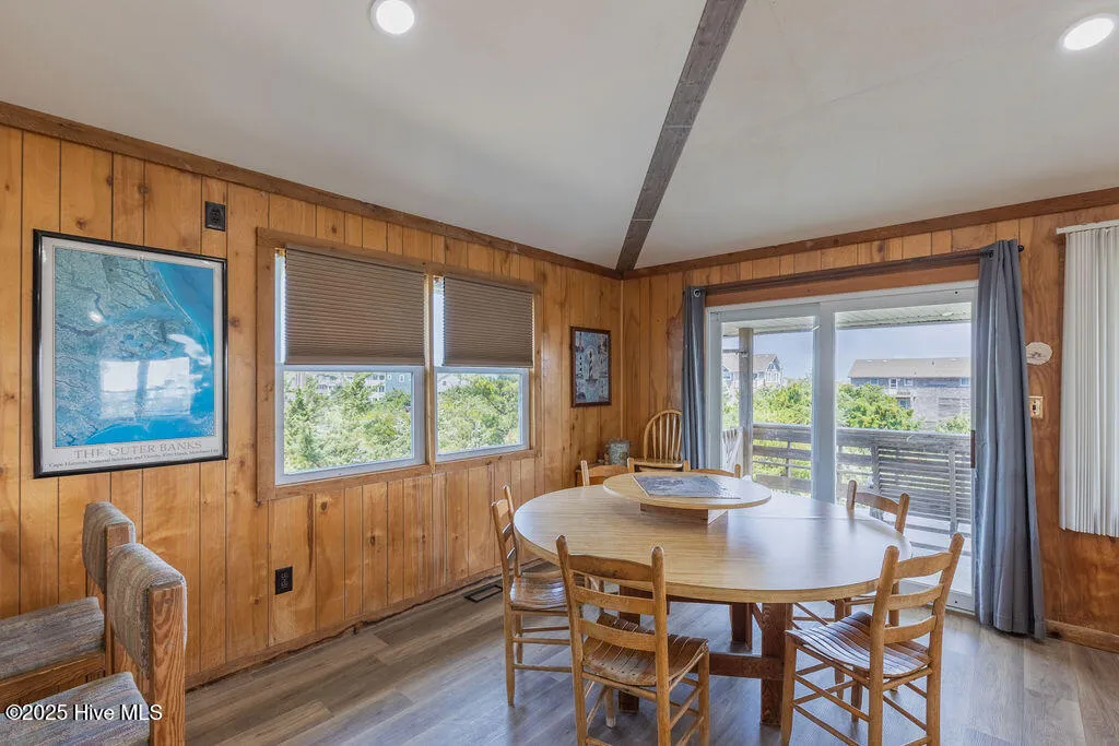 Salvo, North Carolina 27972, United States, 4 Bedrooms Bedrooms, ,2 BathroomsBathrooms,Residential,Active,18461