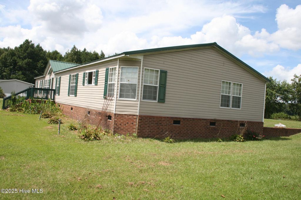 Photo of 3261 Stocks Mclawhorn Road, Grifton, NC 28530 (MLS # 100531460)