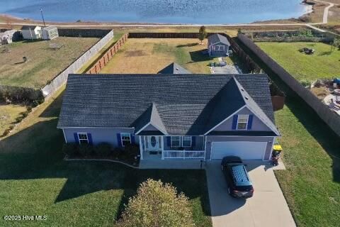 A home in Currituck