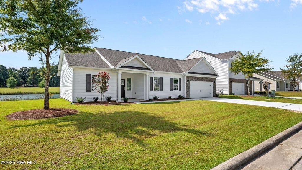 Photo of 225 Lake Tyler Drive, New Bern, NC 28560 (MLS # 100539473)