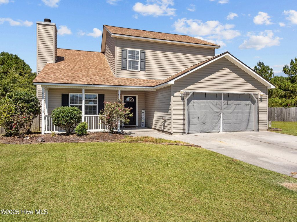 Photo of 131 Spain Drive, Hubert, NC 28539 (MLS # 100529625)