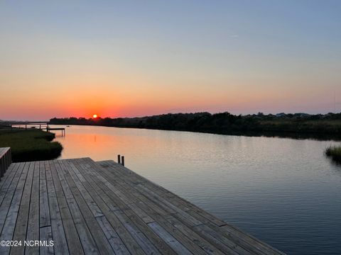 A home in North Topsail Beach