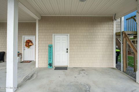 A home in North Topsail Beach