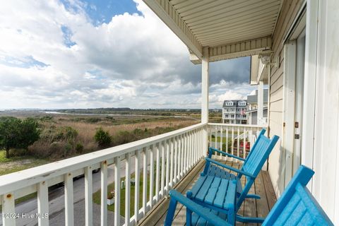 A home in North Topsail Beach