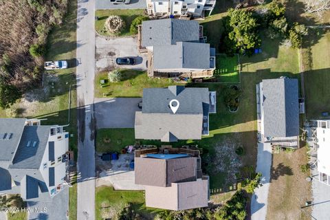 A home in North Topsail Beach