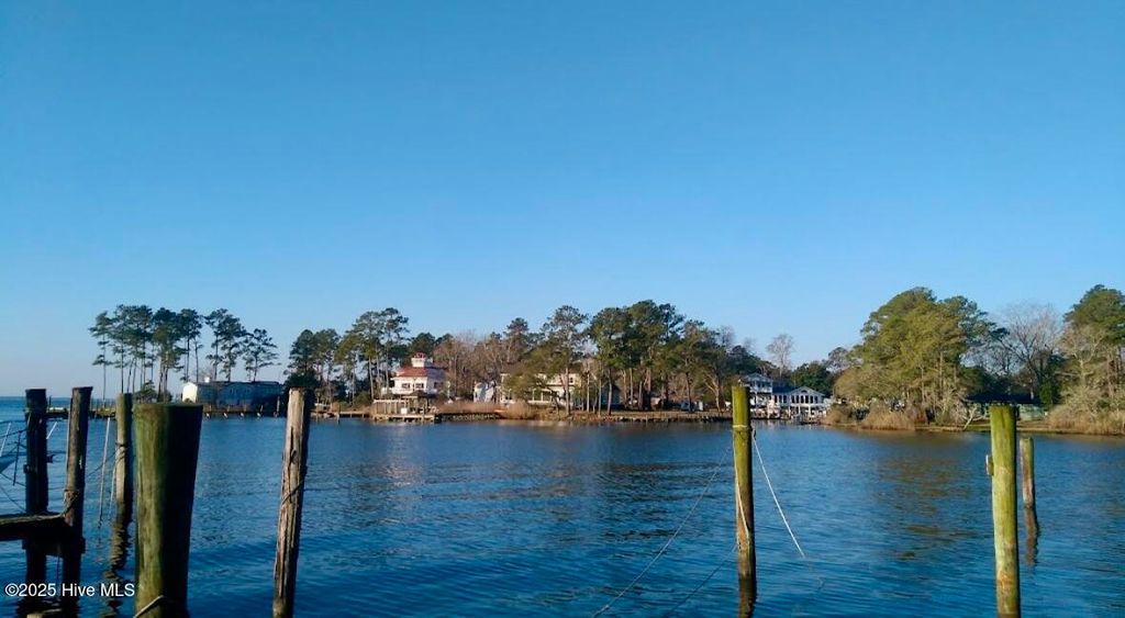 Photo of 415 Whittaker Point Road #E-54, Oriental, NC 28571 (MLS # 100513476)