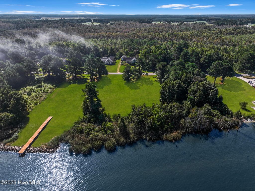 Photo of 13 Country Estate Road, Columbia, NC 27925 (MLS # 100537238)