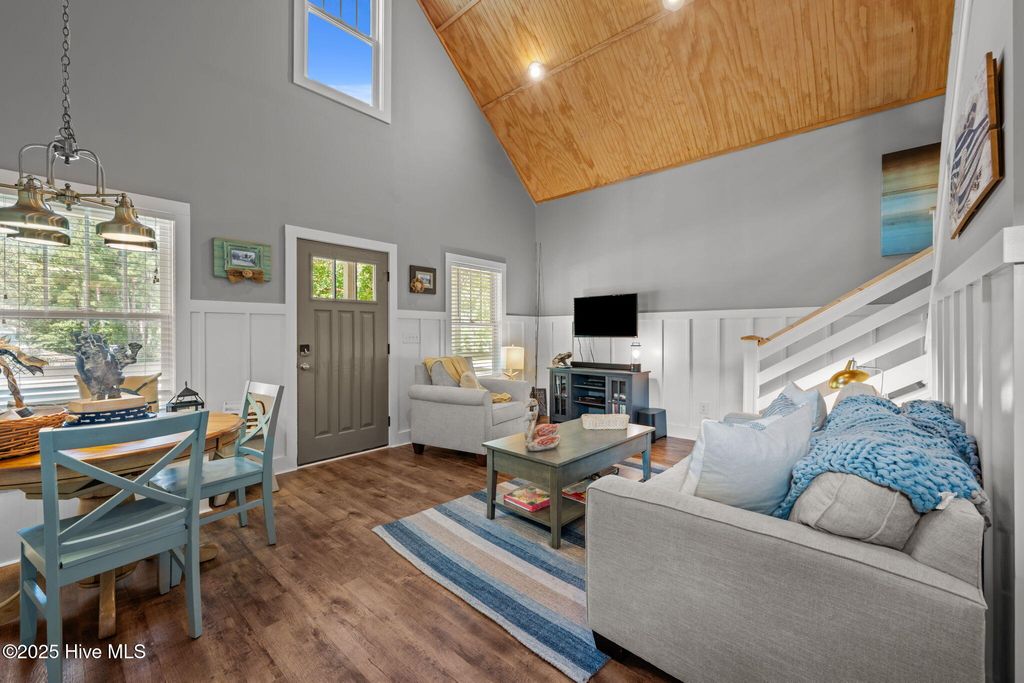 Photo of 999 Mill Creek Drive, Minnesott Beach, NC 28510 (MLS # 100529566)