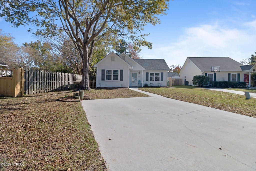 Photo of 3815 Antelope Trail, Wilmington, NC 28409 (MLS # 100538269)