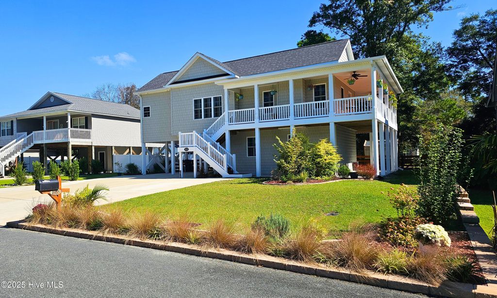 Photo of 1955 Camelot Drive SW, Ocean Isle Beach, NC 28469 (MLS # 100536385)