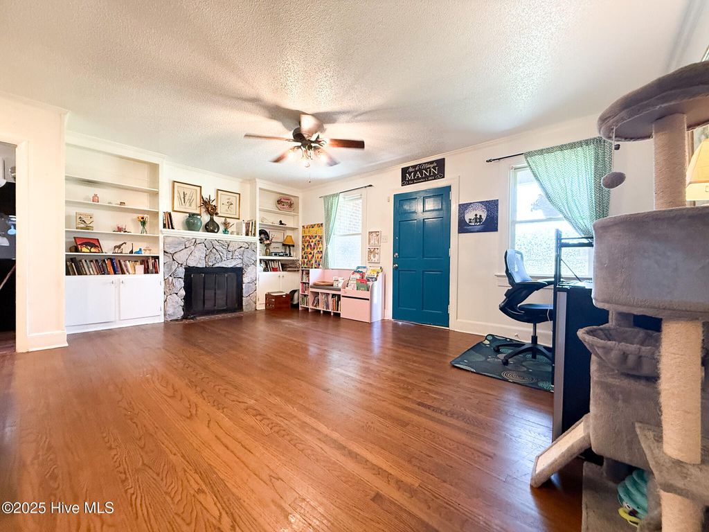 Photo of 1605 E Holly Street, Goldsboro, NC 27530 (MLS # 100507960)