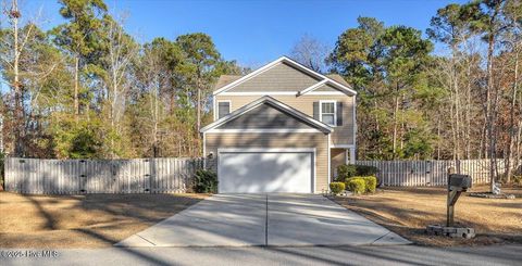 A home in Sneads Ferry