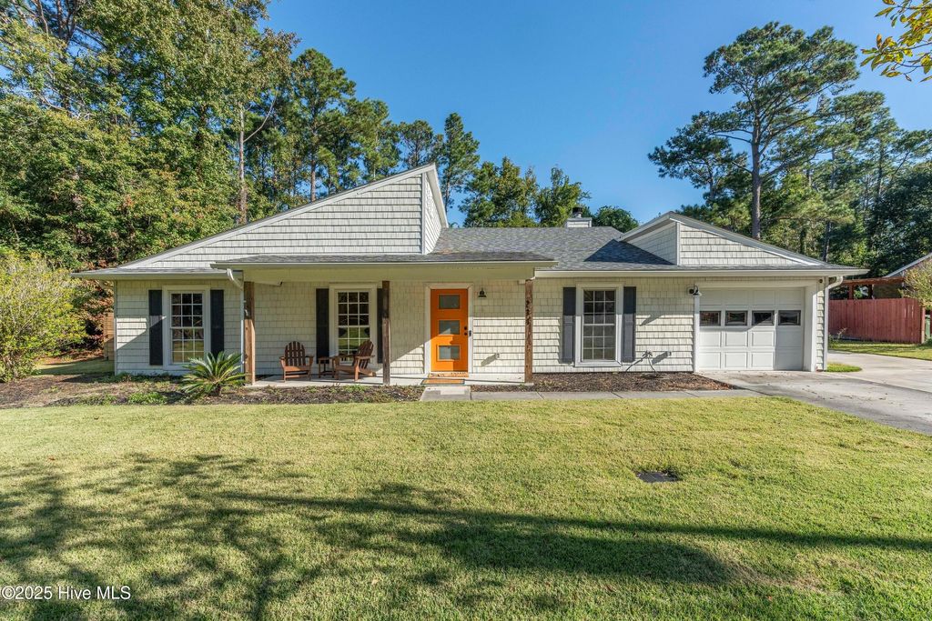 Photo of 234 Colony Circle N, Wilmington, NC 28409 (MLS # 100538227)