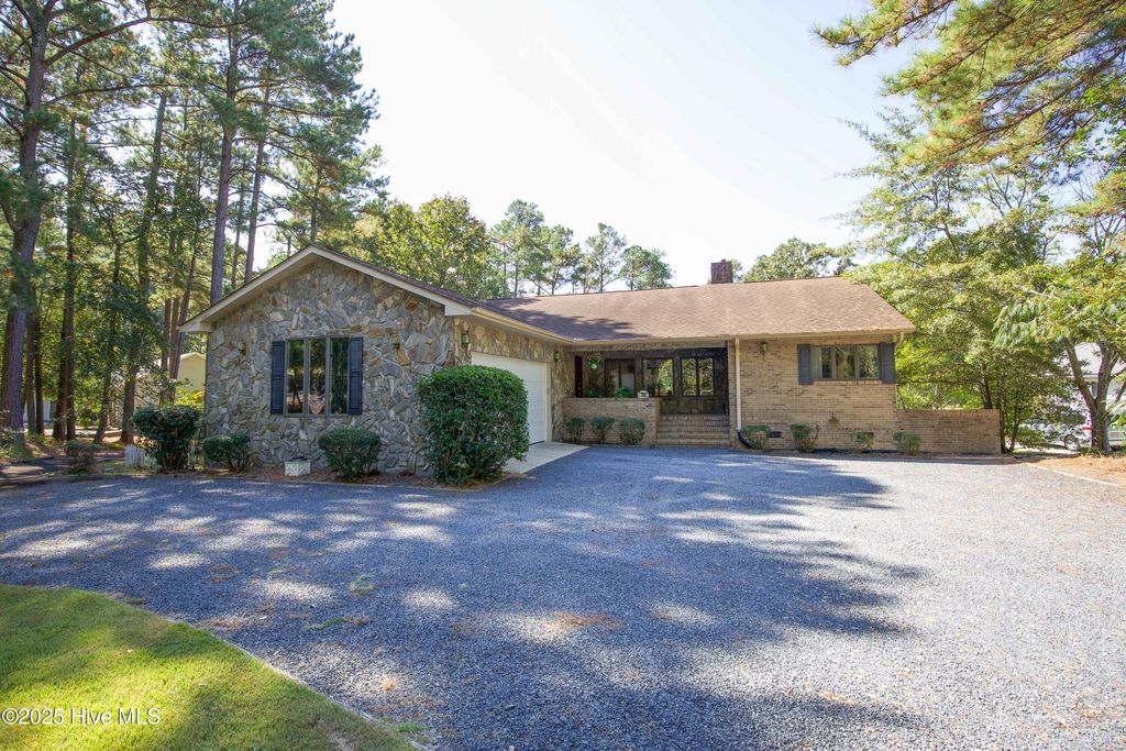 Photo of 750 Mimosa Drive, Vass, NC 28394 (MLS # 100532900)
