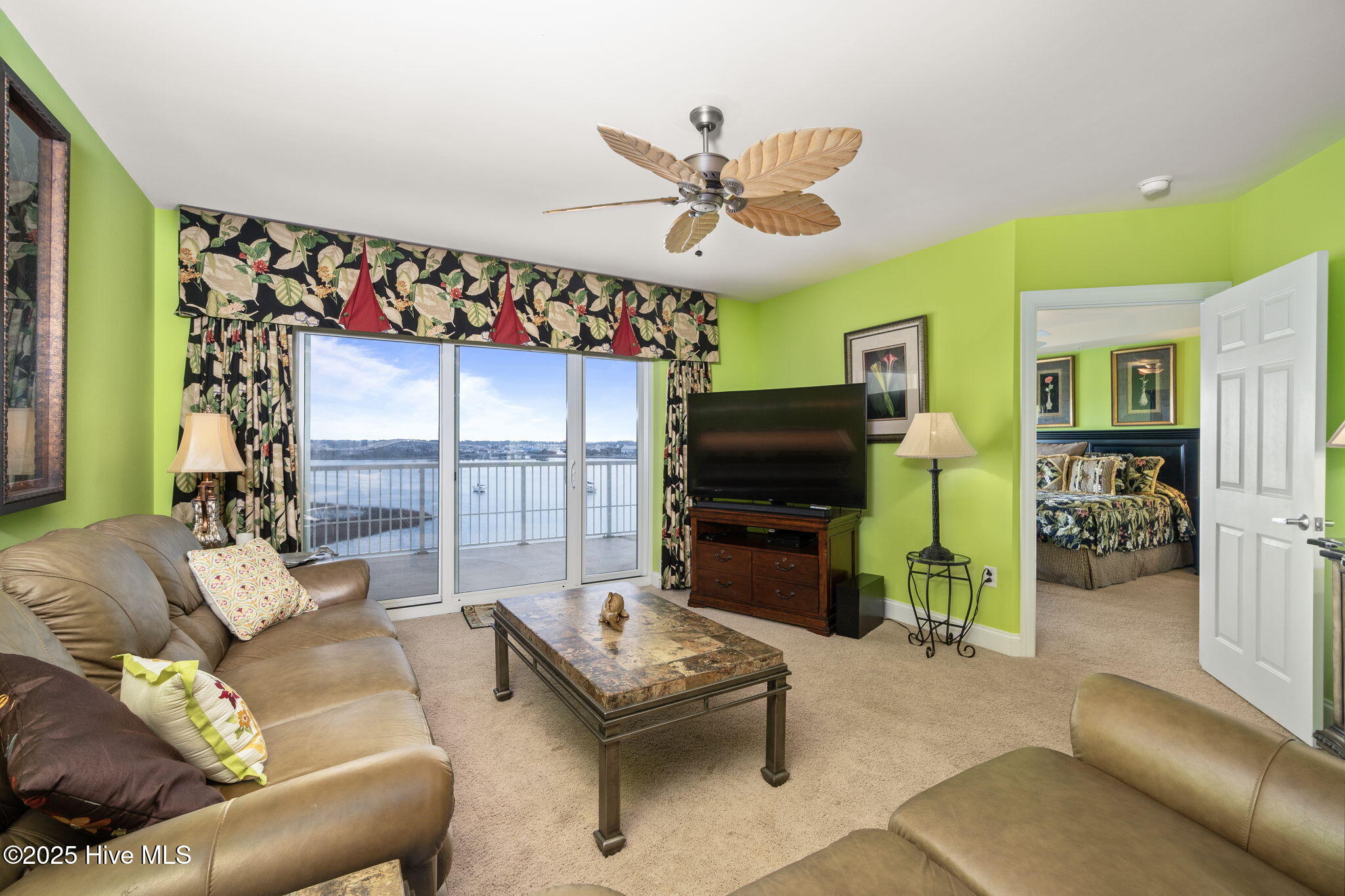 100 Olde Towne Yacht Club Road Unit 512