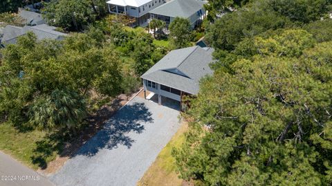 A home in Oak Island