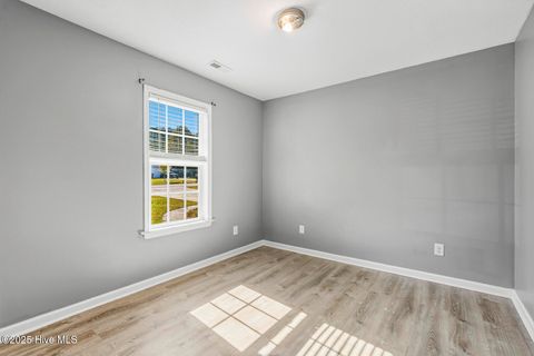 Tiny photo for 301 Brookstone Way, Jacksonville, NC 28546 (MLS # 100539908)