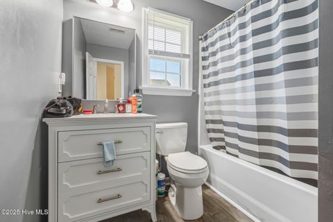 Tiny photo for 301 Brookstone Way, Jacksonville, NC 28546 (MLS # 100539908)