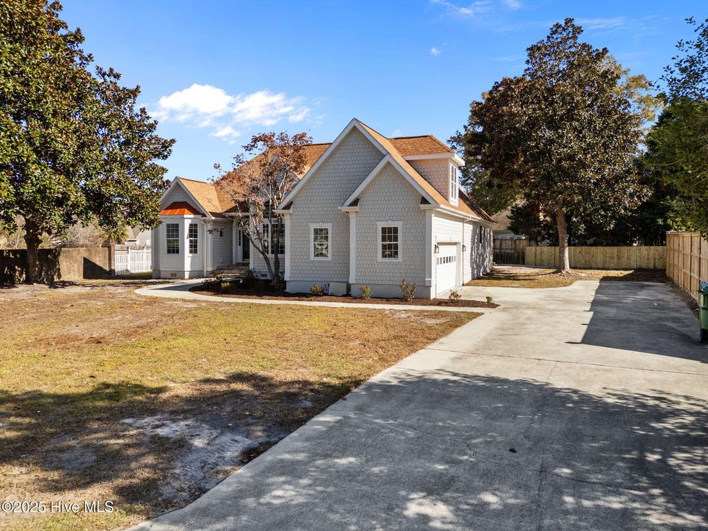 Photo of 701 Barksdale Road, Wilmington, NC 28409 (MLS # 100541422)