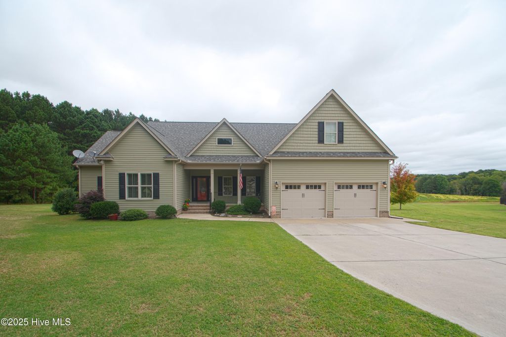 Photo of 5204 Sandbridge Road, Bailey, NC 27807 (MLS # 100531555)