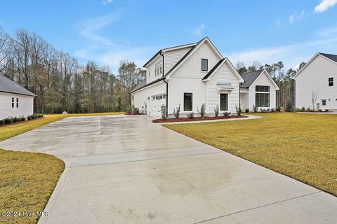 A home in Burgaw