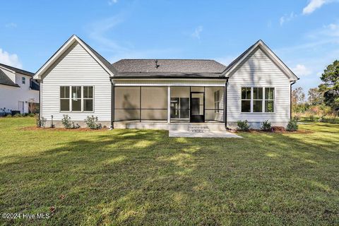 A home in Burgaw