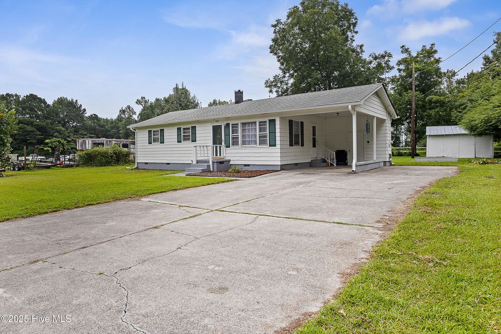 Photo of 1616 Rocky Run Road, Jacksonville, NC 28546 (MLS # 100523661)