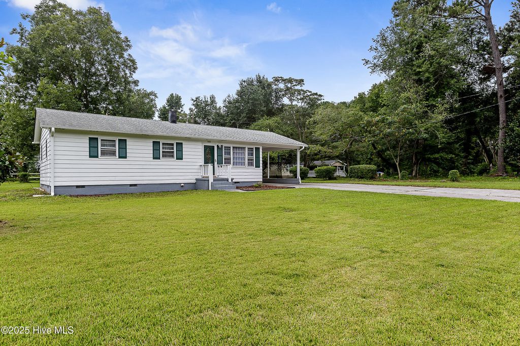 Photo of 1616 Rocky Run Road, Jacksonville, NC 28546 (MLS # 100523661)
