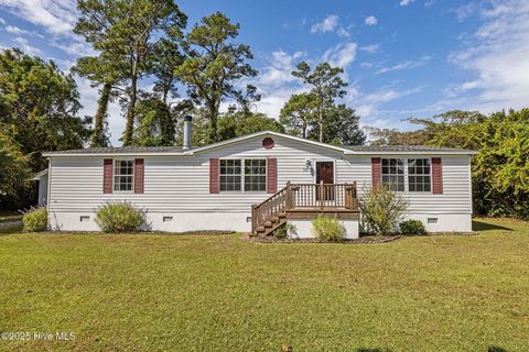 122 Lejeune Road Cape Carteret NC 28584