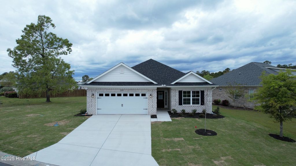 Photo of 1254 Opaca Drive SE, Bolivia, NC 28422 (MLS # 100424929)