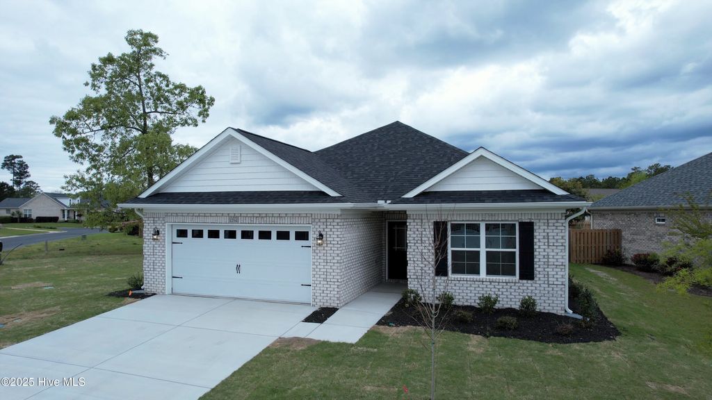 Photo of 1254 Opaca Drive SE, Bolivia, NC 28422 (MLS # 100424929)