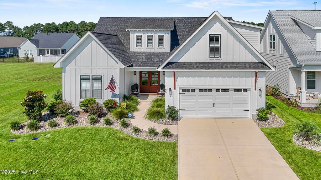 Photo of 165 Spicer Lake Drive, Holly Ridge, NC 28445 (MLS # 100525826)