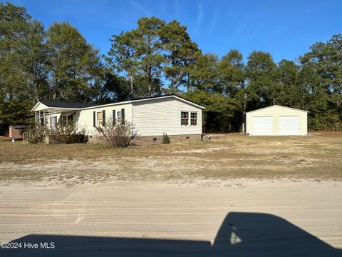 A home in Autryville