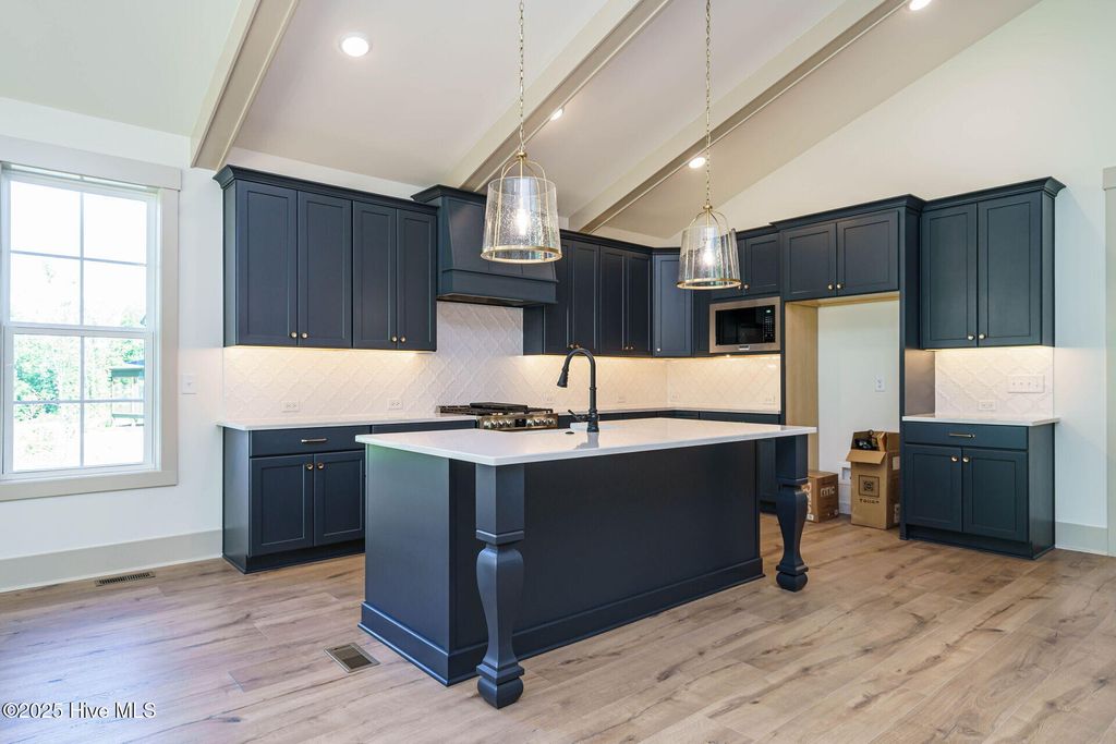 Photo of 221 Shoreview Drive, New Bern, NC 28562 (MLS # 100535346)